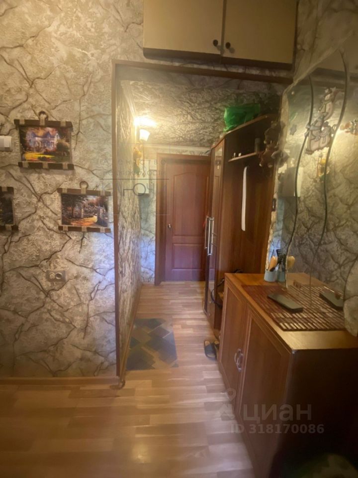 Продажа 2-комн квартиры на вторичном рынке улица Маршала Малиновского, 5