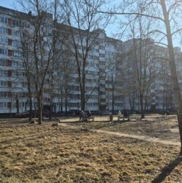 Продажа 1-комн квартиры на вторичном рынке Кингисепп, ул Воровского,  д. 17