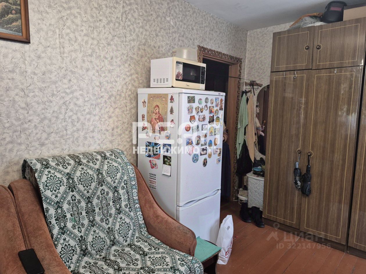 Продажа комнаты Гатчина, улица Крупской, 4