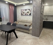 Продать Квартиры вторичка Лобня, ул Жирохова  5 