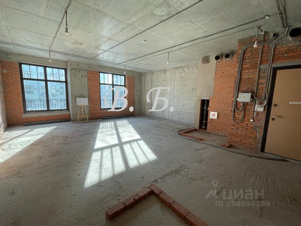 Продажа 2-комн квартиры на вторичном рынке Поварская улица, 8/1к1