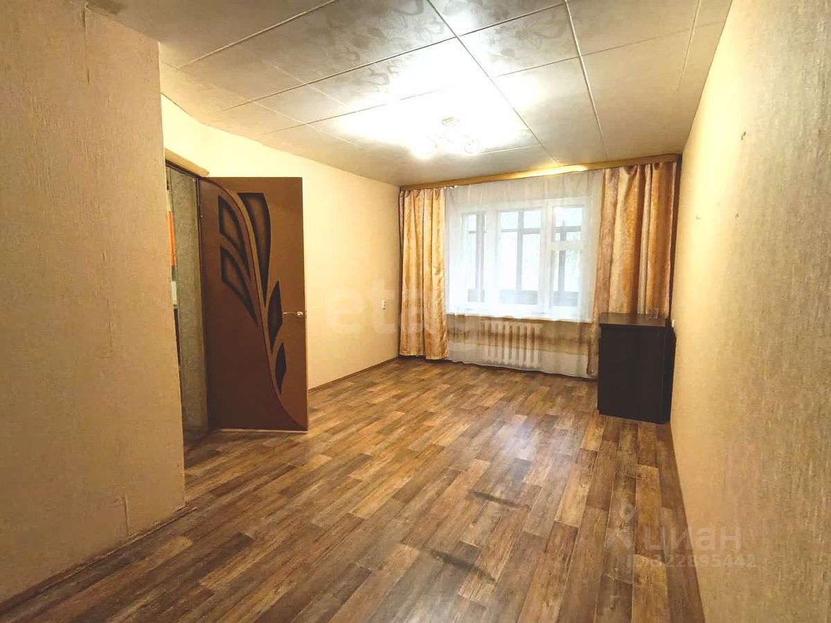 Продажа 1-комн квартиры на вторичном рынке Клин, улица Калинина, 9