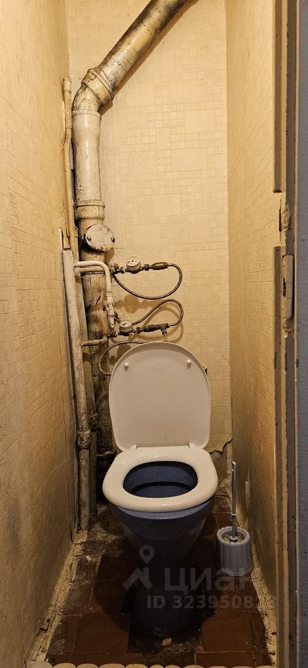 Продажа 3-комн квартиры на вторичном рынке пос. Зимитицы, 5