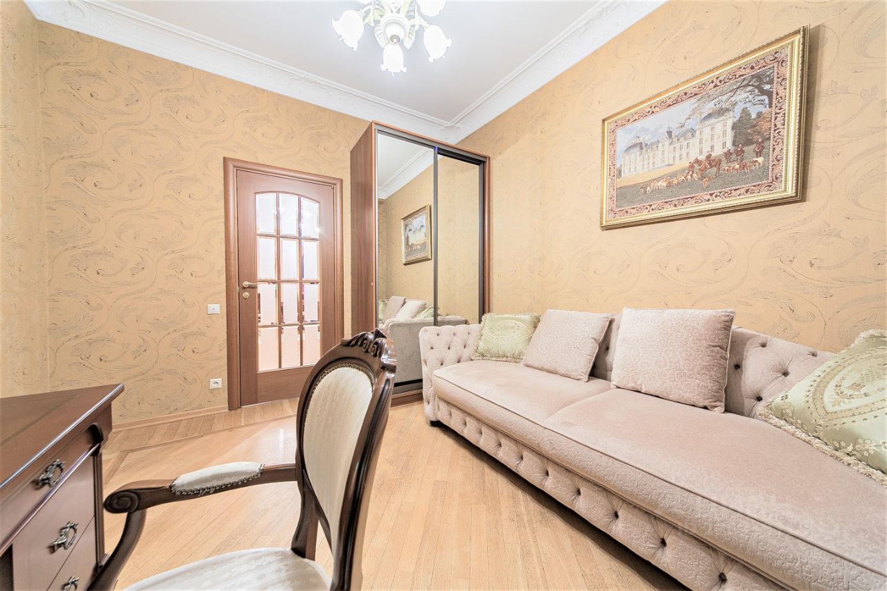 Аренда 3-комн квартиры на вторичном рынке Чистопрудный бульвар, 12К4