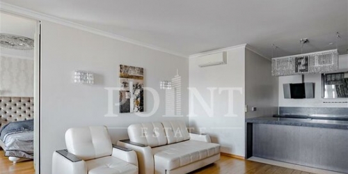 4-комн квартира Чапаевский пер,  д. 3