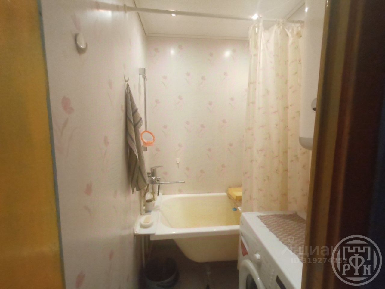 Продажа 3-комн квартиры на вторичном рынке пос. Дом отдыха Живой Ручей, 1