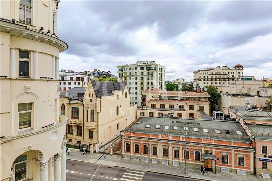 Продажа 4-комн квартиры на вторичном рынке улица Большая Полянка, 44
