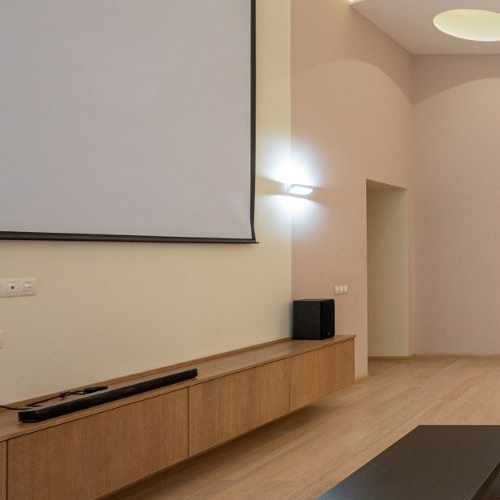 2-комн квартира Тамбовская улица, 8