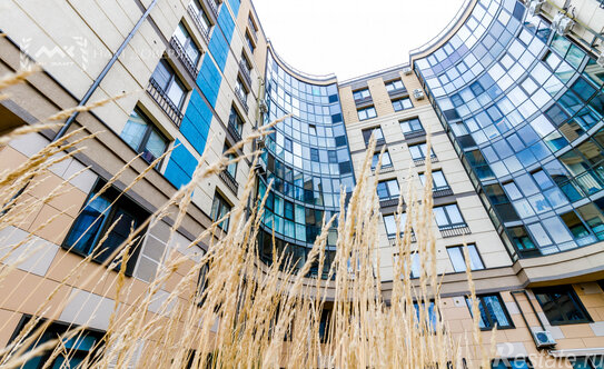 Продажа 1-комн квартиры на вторичном рынке Петровский пр-кт,  д. 24,  к. 2 стр 1