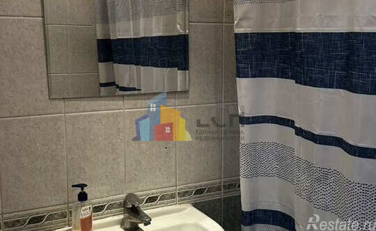 Продажа 1-комн квартиры на вторичном рынке Судостроительная улица,  д. 1