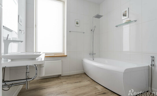 Продажа 5-комн квартиры на вторичном рынке Ковенский пер,  д. 5