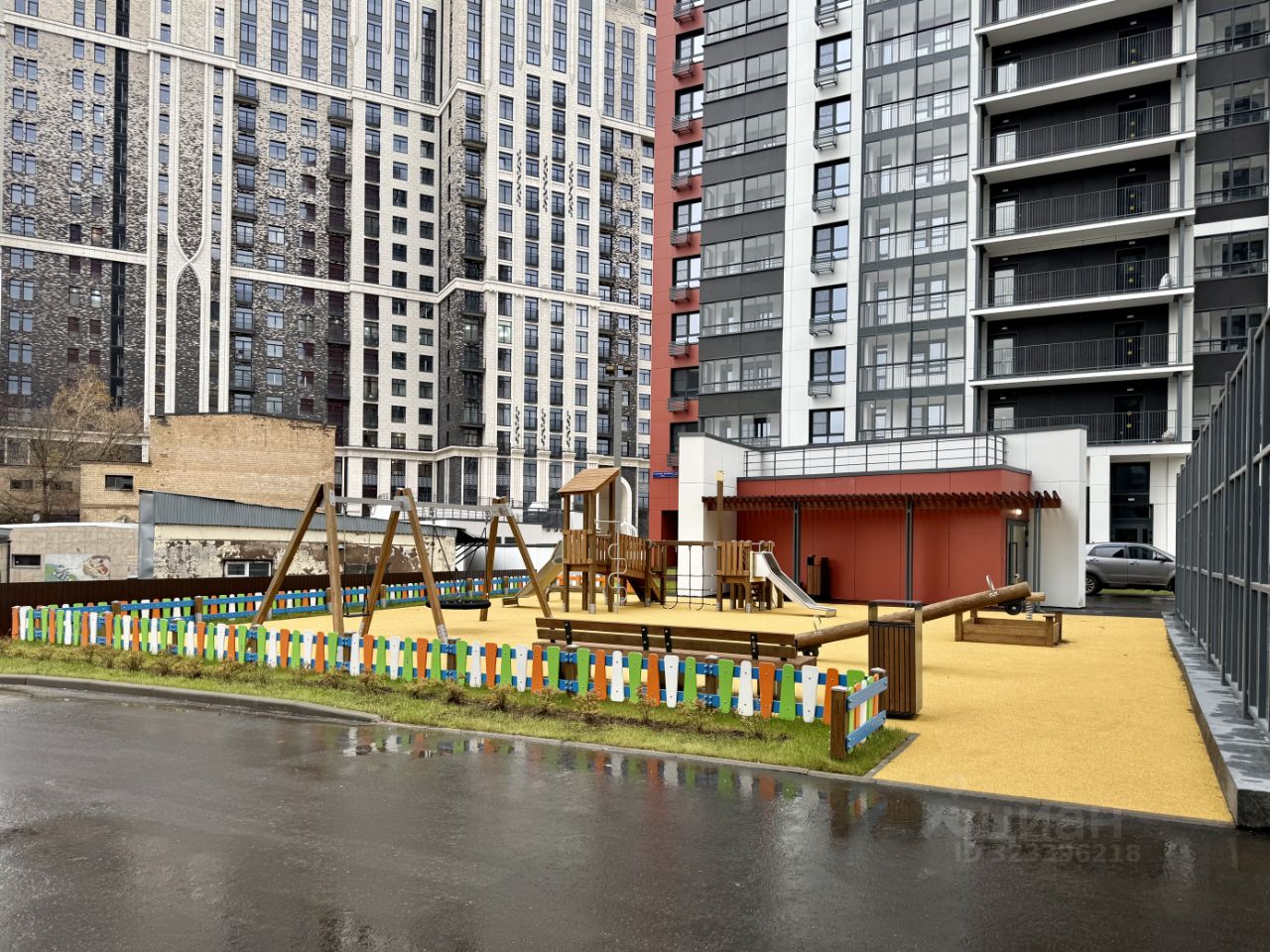 Продажа 2-комн квартиры на вторичном рынке улица Академика Королева, 23