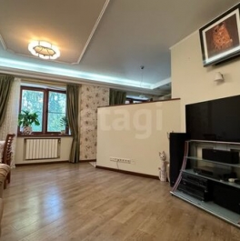 Продажа 3-комн квартиры на вторичном рынке Озерковский 3-й пер,  д. 1 к1