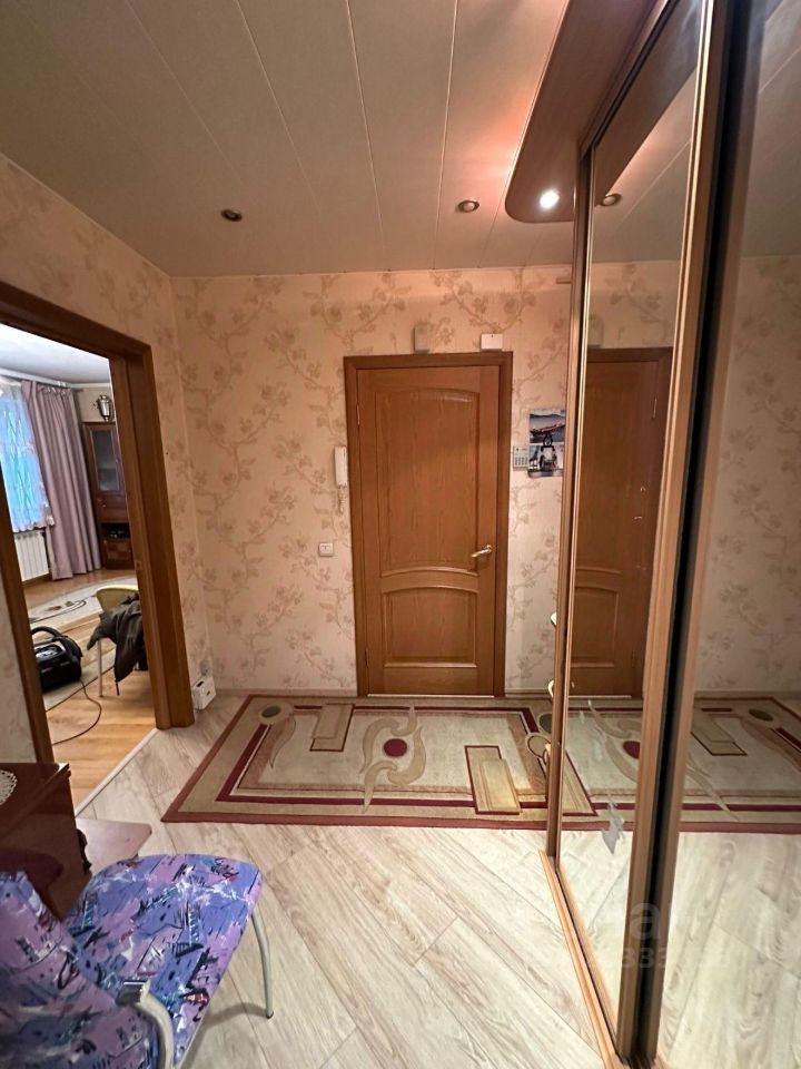 Продажа 3-комн квартиры на вторичном рынке проспект Наставников, 41К1