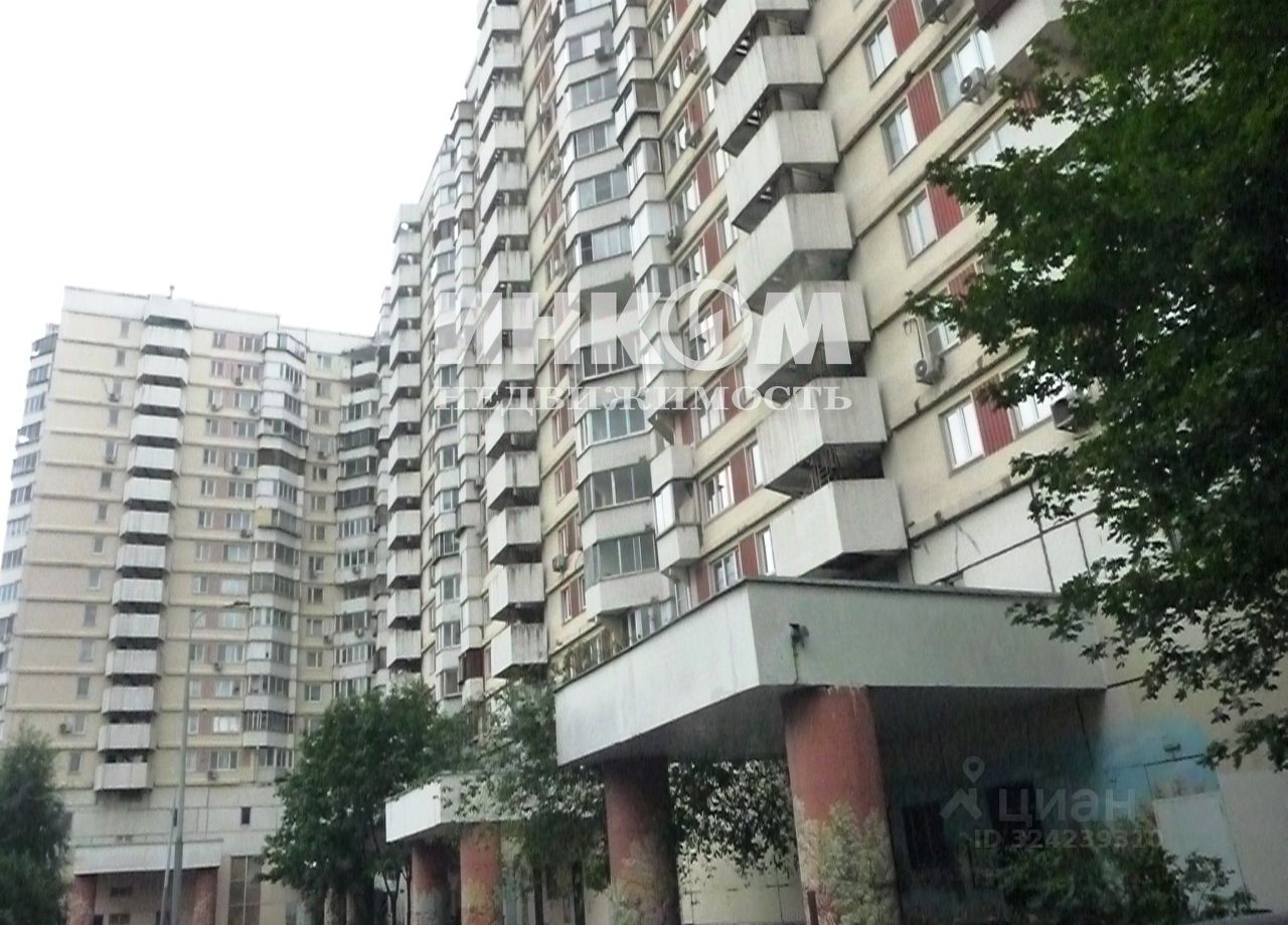 Продажа 3-комн квартиры на вторичном рынке Братиславская улица, 27К1