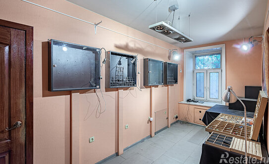 Продажа 2-комн квартиры на вторичном рынке Чудов Б. пер