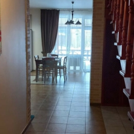 Продажа 6-комн квартиры на вторичном рынке Раменское, ул Молодежная,  д. 6