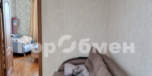 3-комн квартира ул Красных Зорь,  д. 41