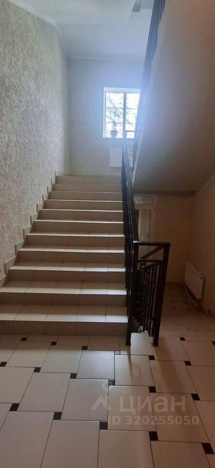 Продажа 2-комн квартиры на вторичном рынке д. Черное, улица Журавлиная, 70А