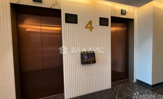 Продажа 3-комн квартиры на вторичном рынке пр-кт Генерала Дорохова,  д. 1,  к. 2