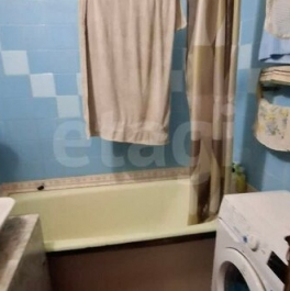 Продажа 3-комн квартиры на вторичном рынке улица Маршала Захарова,  д. 27 к1