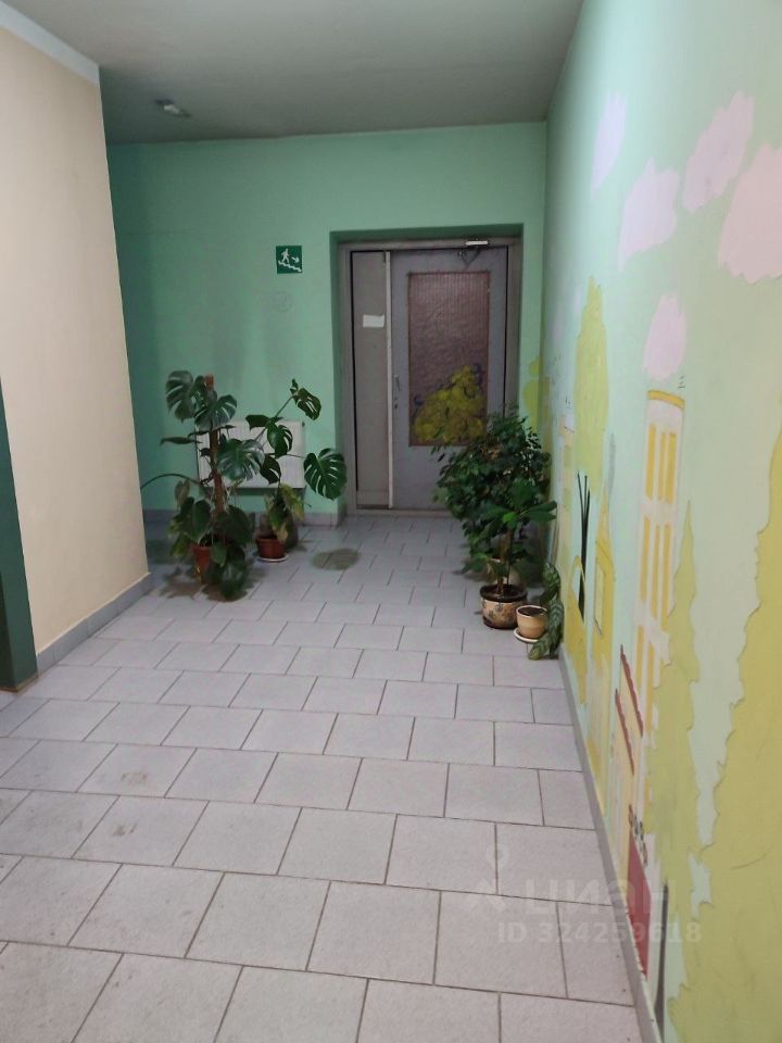 Продажа 4-комн квартиры на вторичном рынке Одинцово, Вокзальная улица, 19