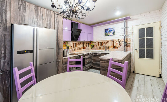 Продажа 3-комн квартиры на вторичном рынке улица Маршала Казакова,  д. 44 к2