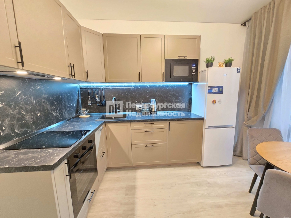 Аренда 1-комн квартиры на вторичном рынке пр-кт Ветеранов, д 204 к 1