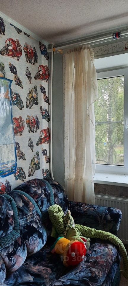 Продажа 3-комн квартиры на вторичном рынке Отрадное, улица Дружбы, 18