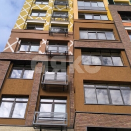 Продажа 1-комн квартиры на вторичном рынке Подлипки, Первомайская улица,  д. 5