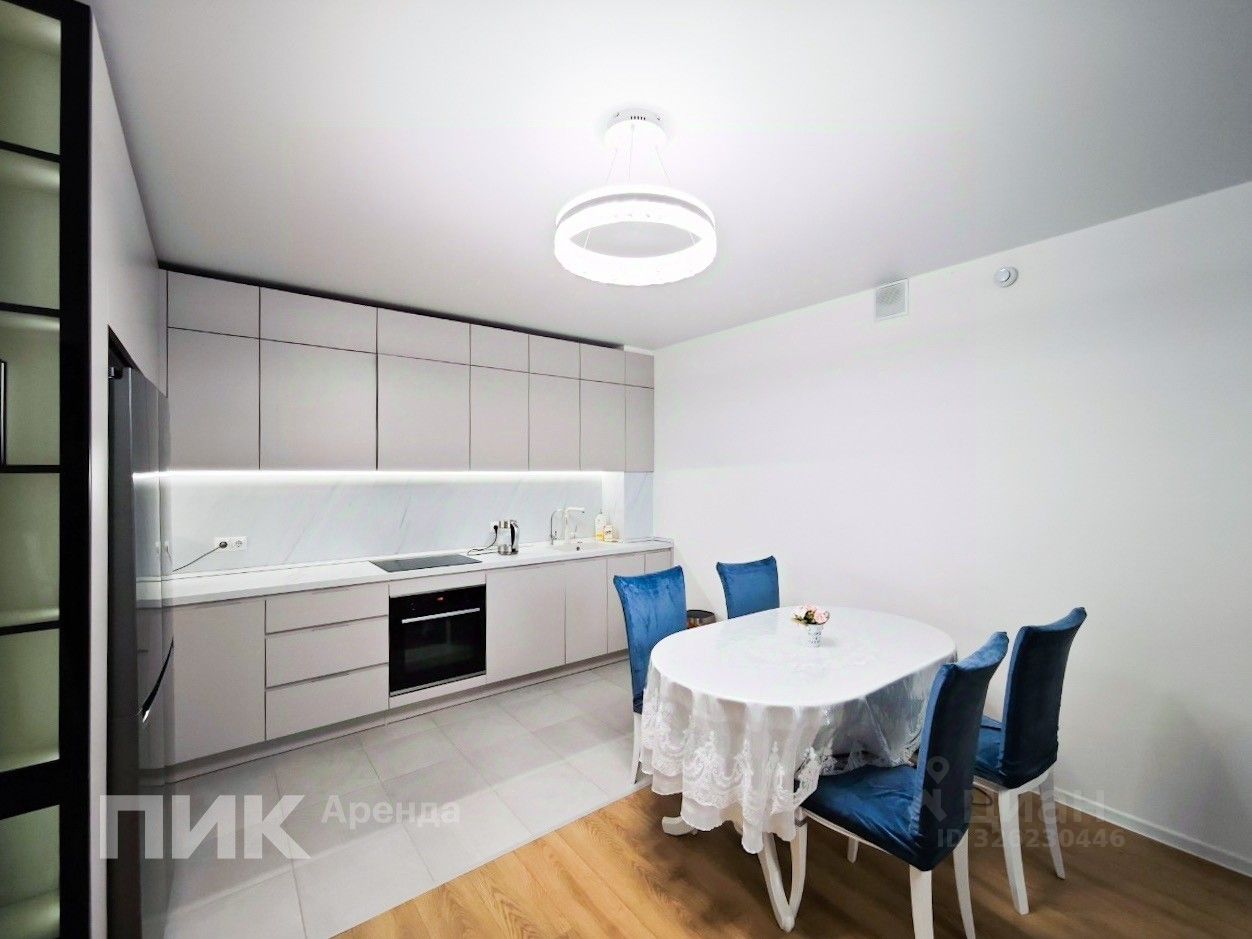 Аренда 4-комн квартиры на вторичном рынке Полярная улица, 27к5