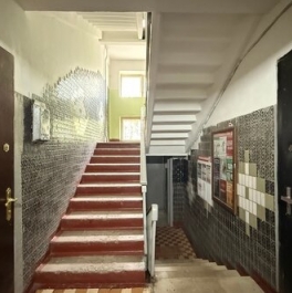 Продажа 2-комн квартиры на вторичном рынке Криворожская улица,  д. 19