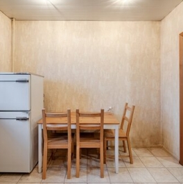 Продажа 4-комн квартиры на вторичном рынке бульвар Адмирала Ушакова,  д. 3