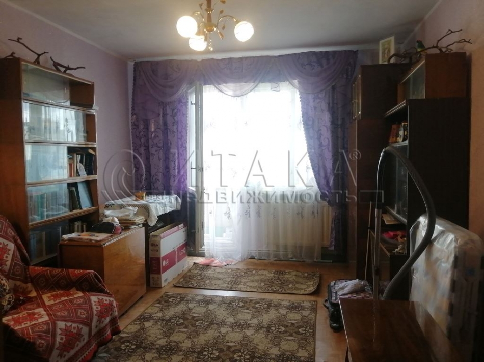 Продажа 1-комн квартиры на вторичном рынке Индустриальный,  д. 17,  к. 3