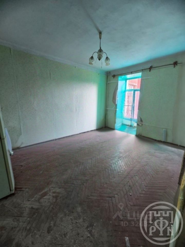 Продажа 2-комн квартиры на вторичном рынке Кронштадт, Флотская улица, 12