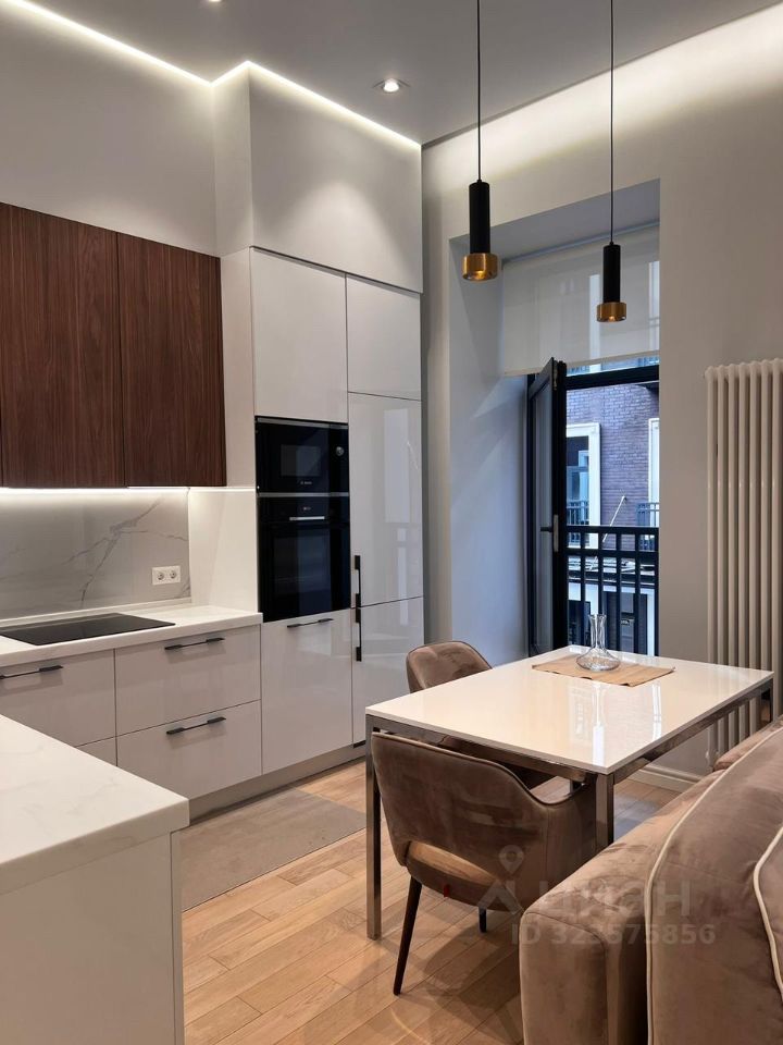 Продажа 2-комн квартиры на вторичном рынке улица 3-я Ямского Поля, 9