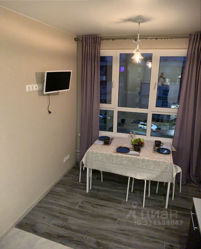 Аренда 1-комн квартиры на вторичном рынке Нахабино пгт, улица Покровская, 6