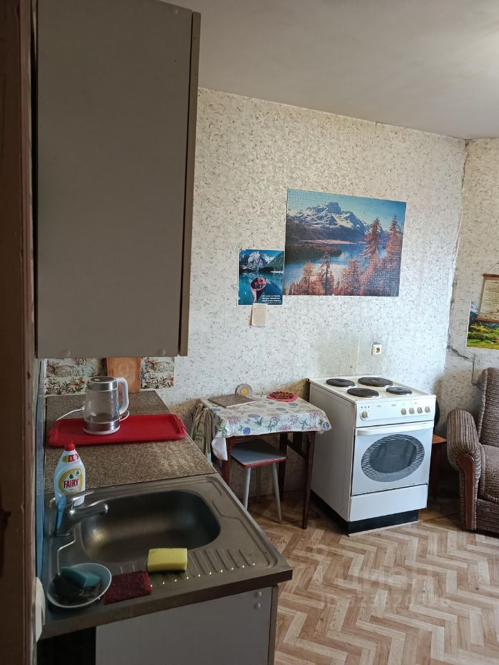 Продажа 3-комн квартиры на вторичном рынке Белградская улица, 26к9