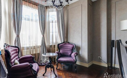 Продажа 3-комн квартиры на вторичном рынке проспект Авиаконструкторов,  д. 29 к2