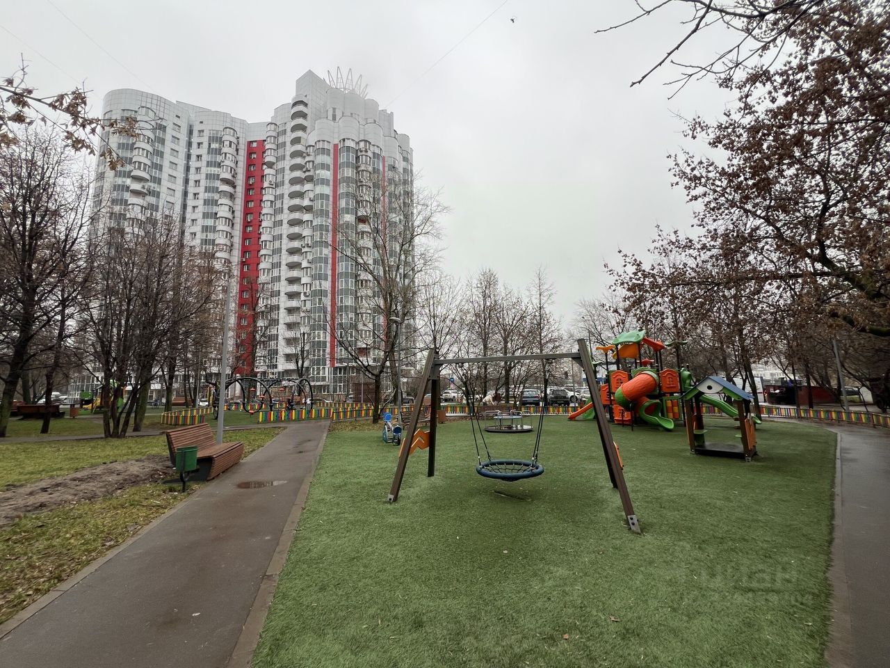 Продажа 1-комн квартиры на вторичном рынке Пролетарский проспект, 13