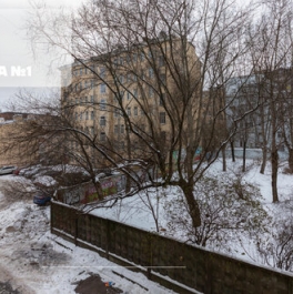 Продажа 4-комн квартиры на вторичном рынке 15-я линия,  д. 34