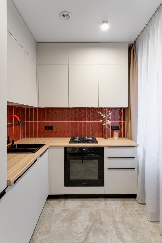 Продажа 3-комн квартиры на вторичном рынке Профсоюзная улица, 19