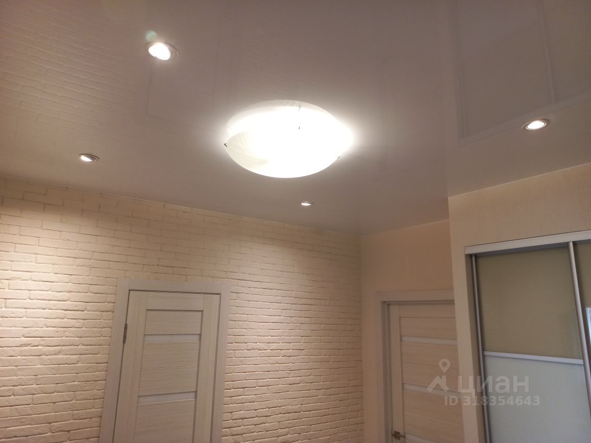 Продажа 2-комн квартиры на вторичном рынке пос. Шушары, Славянка тер., улица Ростовская, 24к1