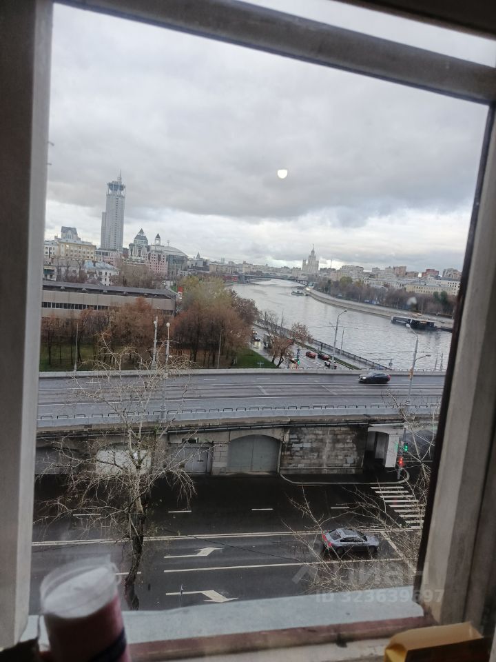 Продажа 3-комн квартиры на вторичном рынке Дербеневская набережная, 1/2