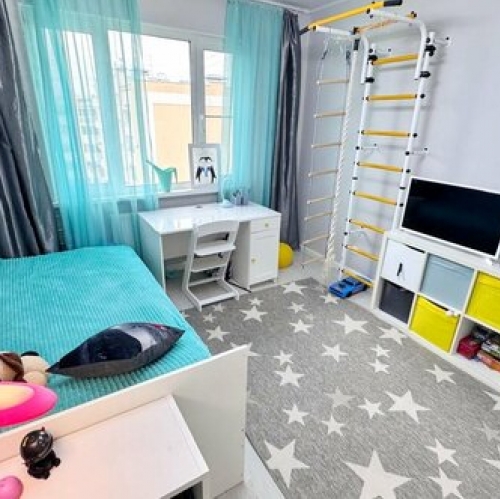 3-комн квартира Чёрная, ул Садовая,  д. 17,  к. 1