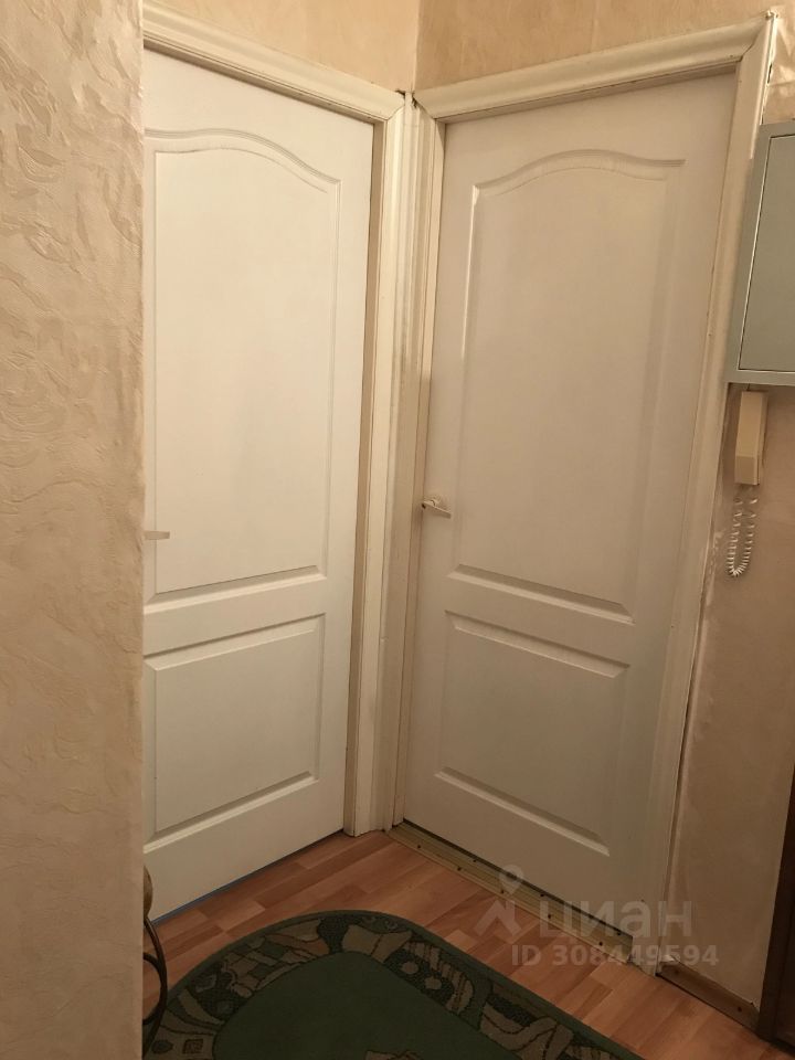 Продажа 4-комн квартиры на вторичном рынке Краснопутиловская улица, 30