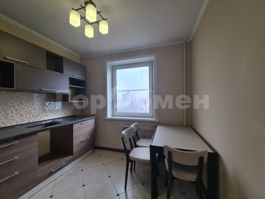 Продажа 1-комн квартиры на вторичном рынке Большая Очаковская улица, 44к1