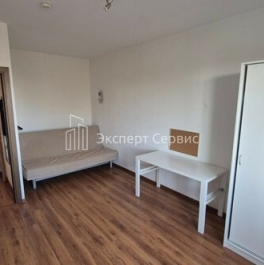 Продажа 1-комн квартиры на вторичном рынке улица Корнея Чуковского,  д. 7 к4
