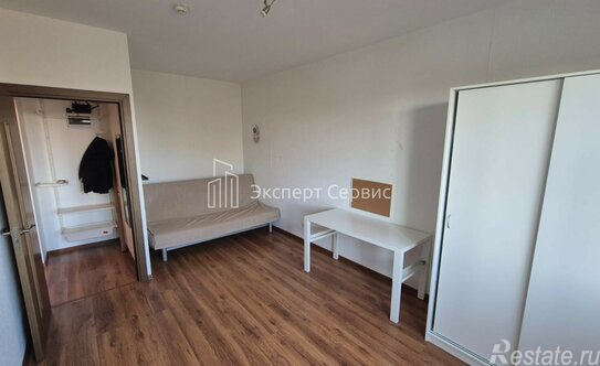 Продажа 1-комн квартиры на вторичном рынке улица Корнея Чуковского,  д. 7 к4