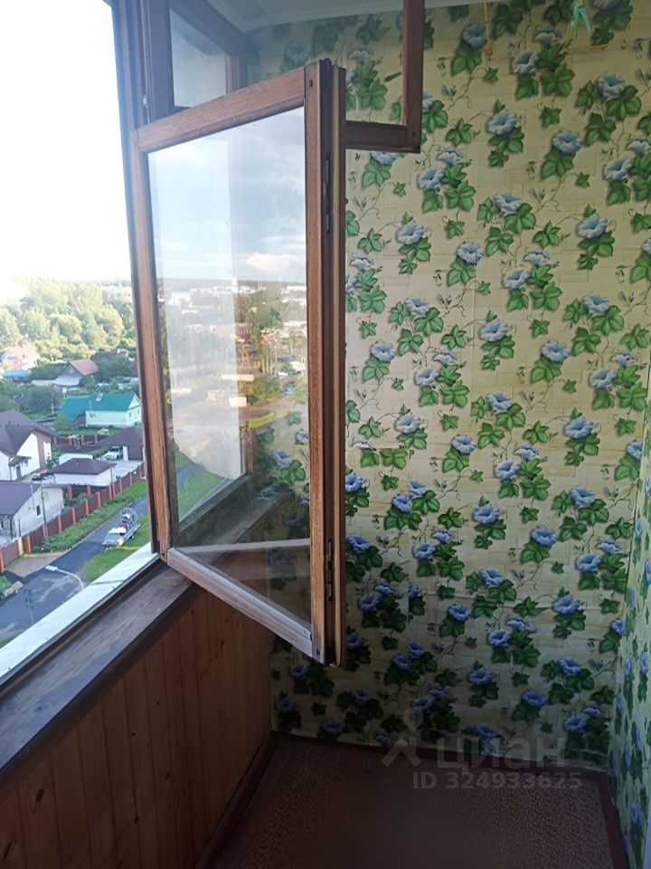 Продажа 1-комн квартиры на вторичном рынке Горелово тер., улица Коммунаров, 118